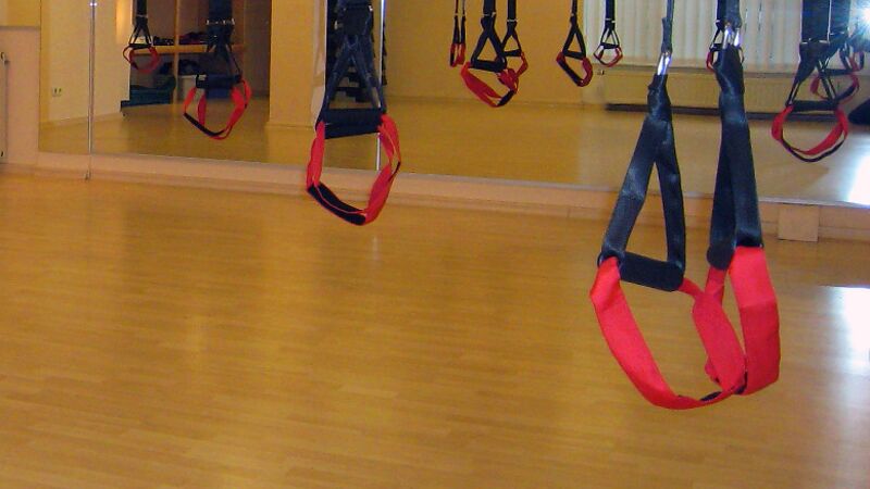 Baumelnd zum Top-Body