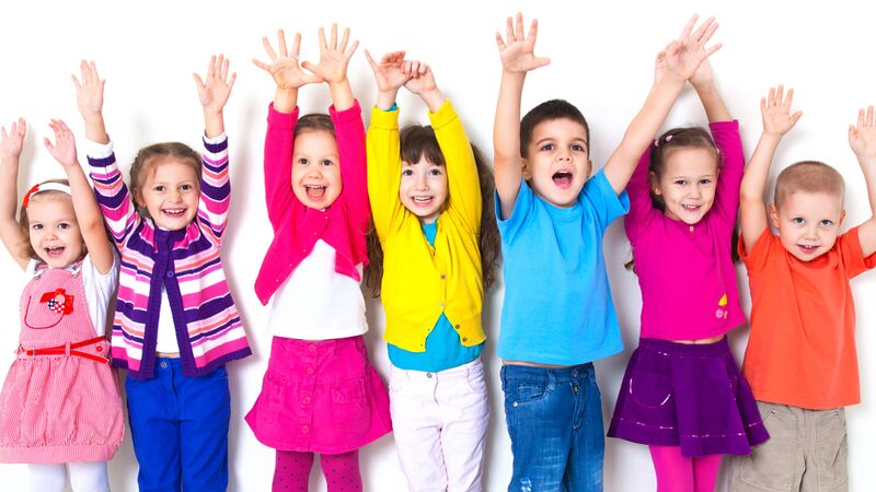 Sportübungen und Gymnastik für Kinder