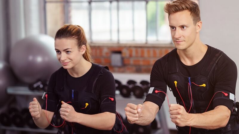 Welche Risiken kann EMS-Training haben?