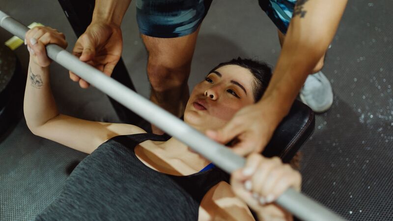 Trainingshäufigkeit für Muskelaufbau