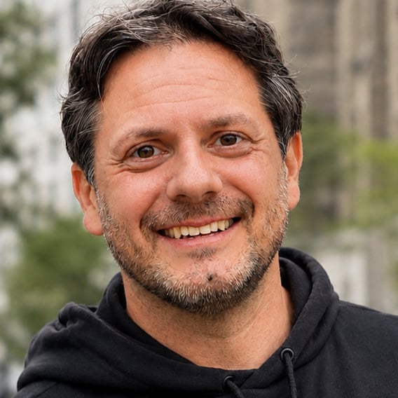 Benjamin Schollbach